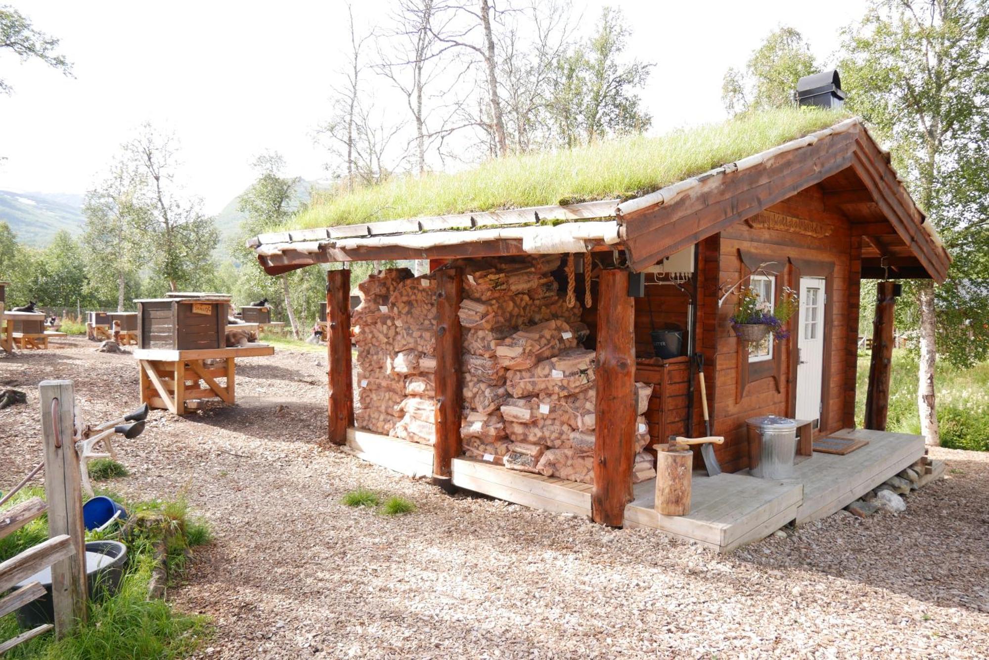 Bardu Huskylodge Exterior photo